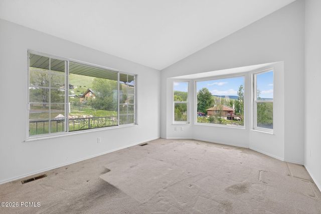 8927 E Pineview Drive, Huntsville, UT 84317