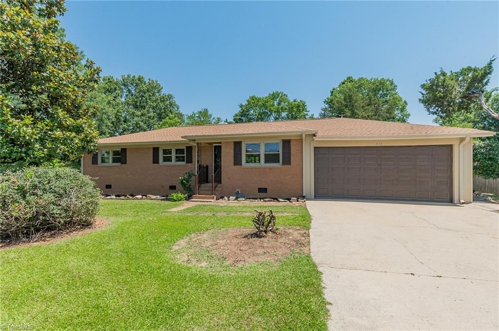 414 Heitman Road, Thomasville, NC 27360