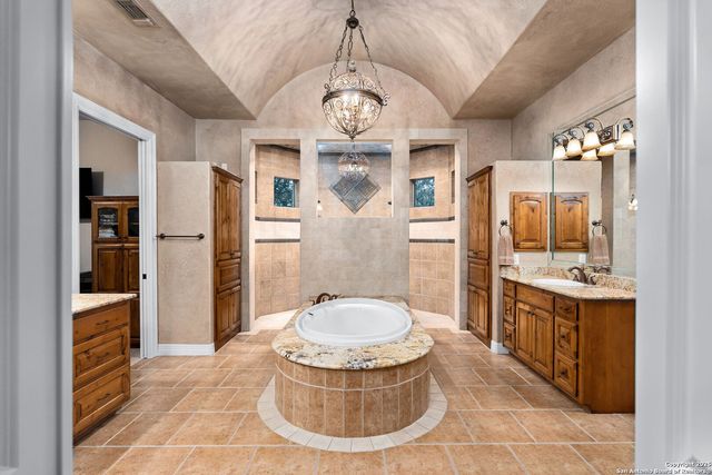 20027 Buckhead, Garden Ridge, TX 78266