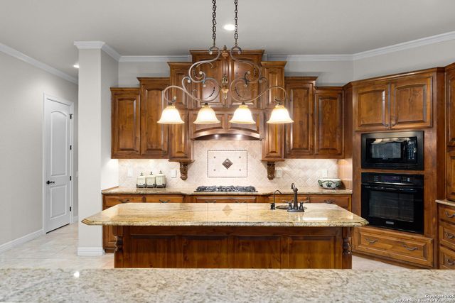 20027 Buckhead, Garden Ridge, TX 78266