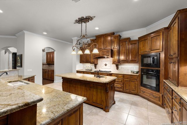 20027 Buckhead, Garden Ridge, TX 78266