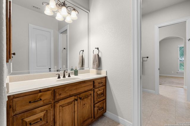 20027 Buckhead, Garden Ridge, TX 78266