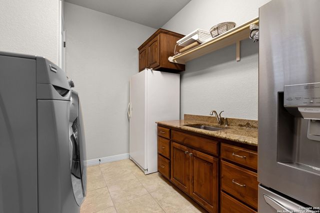 20027 Buckhead, Garden Ridge, TX 78266