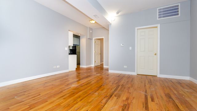 1147 E 61st Street 3, Chicago, IL 60637