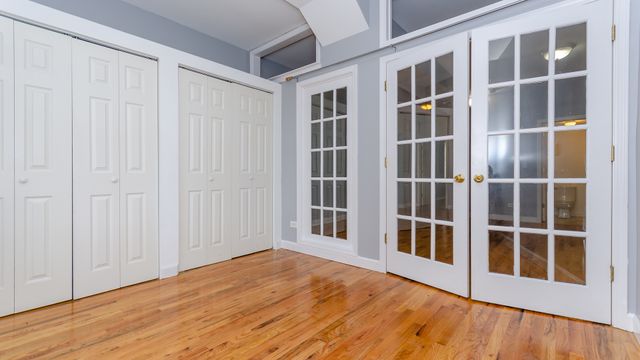 1147 E 61st Street 3, Chicago, IL 60637