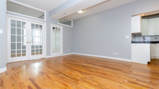 1147 E 61st Street 3, Chicago, IL 60637