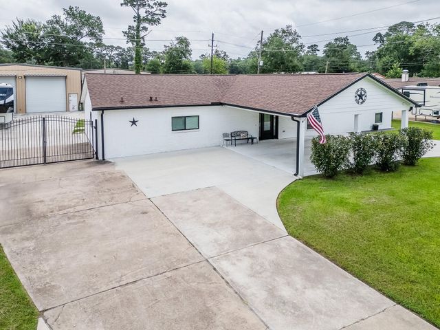 11910 E Morgan Dr Drive, Houston, TX 77065