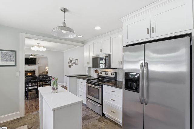 321 Ridgecrest Drive, Greenville, SC 29609