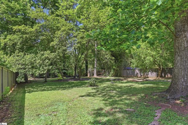 321 Ridgecrest Drive, Greenville, SC 29609