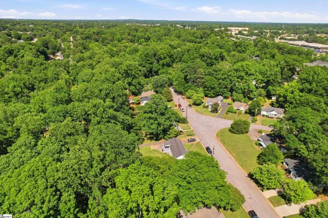 321 Ridgecrest Drive, Greenville, SC 29609