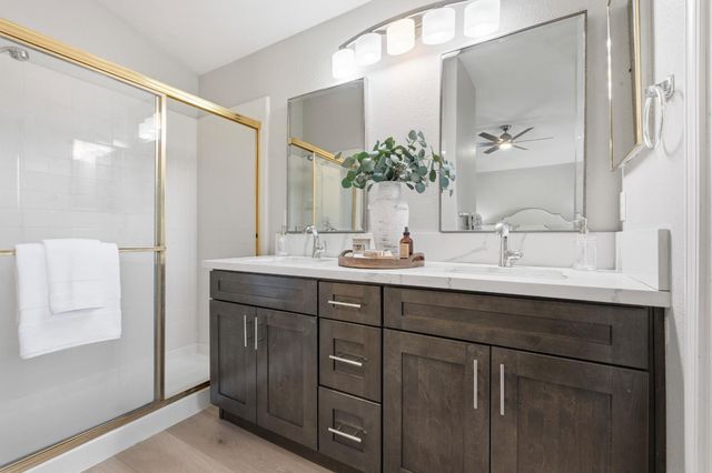 1548 Palatia Dr, Roseville, CA 95661