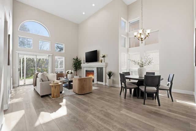 1548 Palatia Dr, Roseville, CA 95661