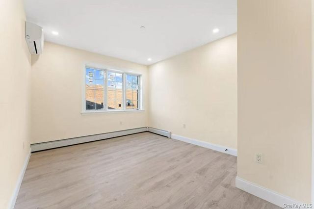 2563 125th Street, Flushing, NY 11354
