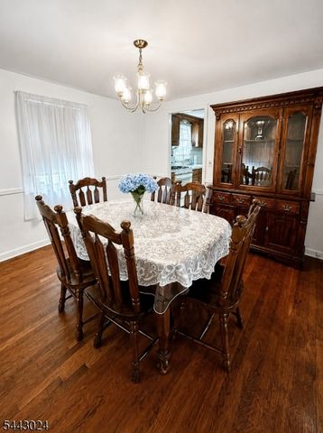 220 Penfield Pl, Dunellen Boro, NJ 08812