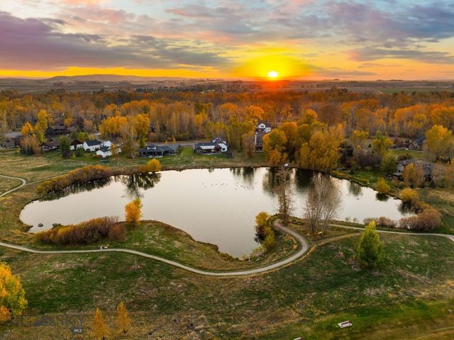 817 Milky Way Drive B, Bozeman, MT 59718