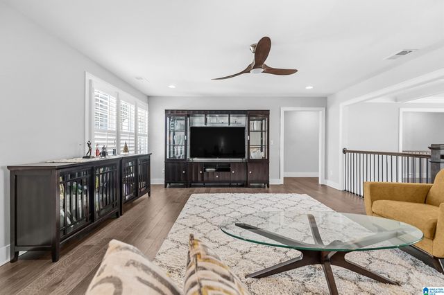 1404 FALLISTON WAY, Hoover, AL 35244