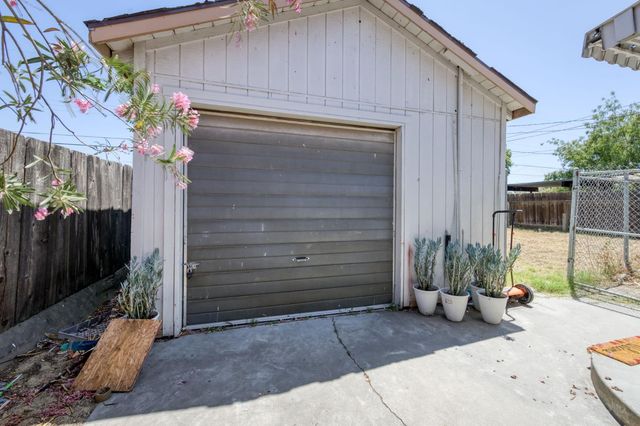 3518 E Clay Avenue, Fresno, CA 93702