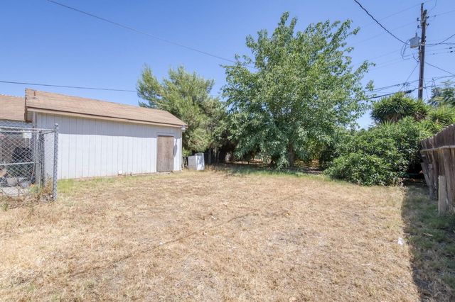 3518 E Clay Avenue, Fresno, CA 93702