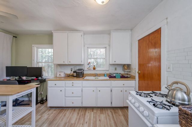 3518 E Clay Avenue, Fresno, CA 93702