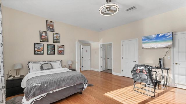 7300 COVE TERRACE, Sarasota, FL 34231