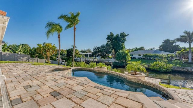 7300 COVE TERRACE, Sarasota, FL 34231