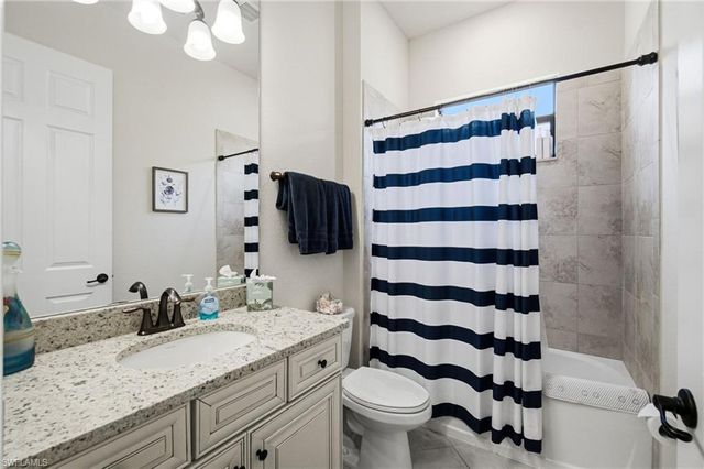 28086 Kerry CT, Bonita Springs, FL 34135