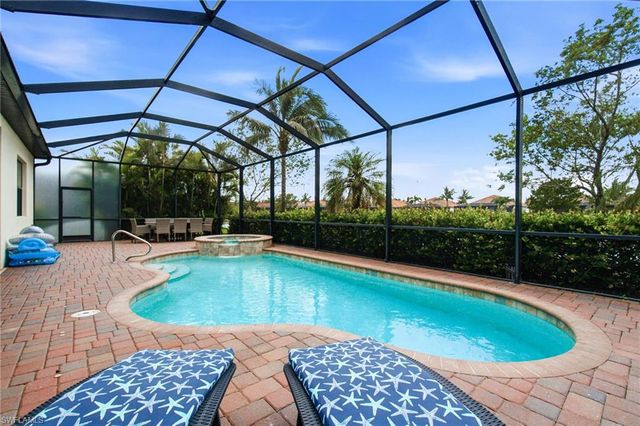 28086 Kerry CT, Bonita Springs, FL 34135