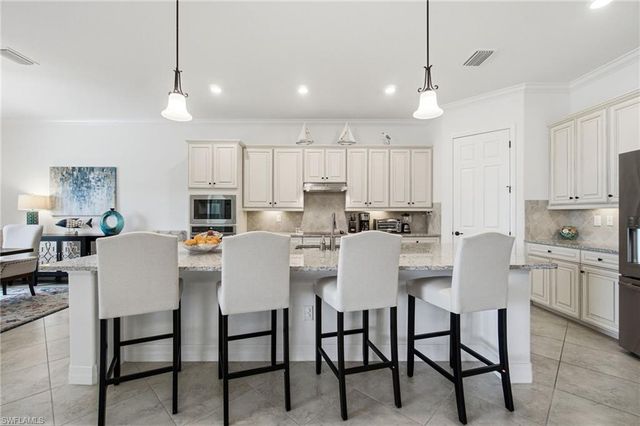 28086 Kerry CT, Bonita Springs, FL 34135
