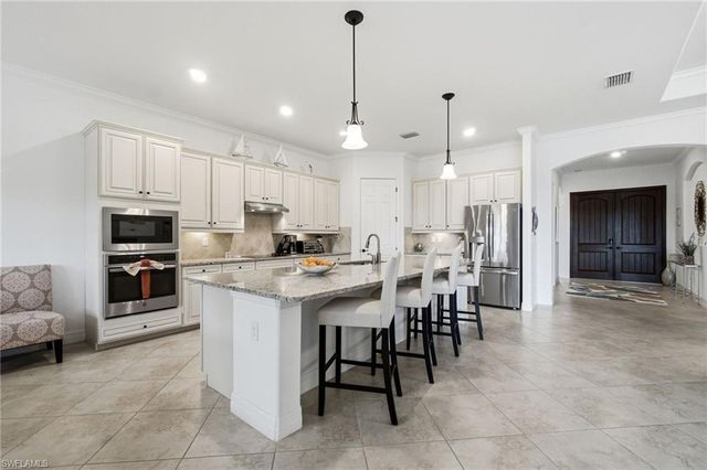 28086 Kerry CT, Bonita Springs, FL 34135