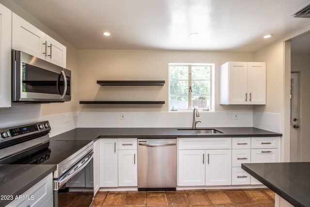 3023 E MULBERRY Drive, Phoenix, AZ 85016