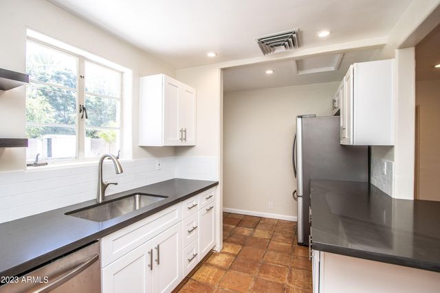 3023 E MULBERRY Drive, Phoenix, AZ 85016