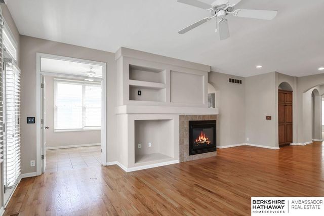 959 S 188th Terrace, Elkhorn, NE 68022