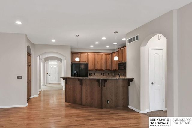 959 S 188th Terrace, Elkhorn, NE 68022