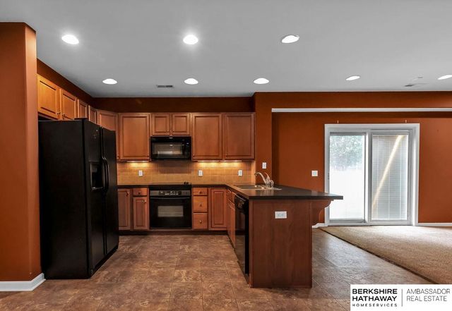 959 S 188th Terrace, Elkhorn, NE 68022