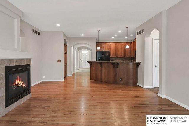 959 S 188th Terrace, Elkhorn, NE 68022