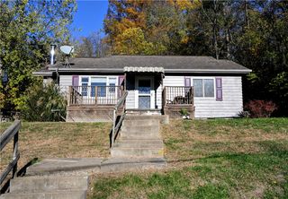 845 Smithfield St, Smithton, PA 15479