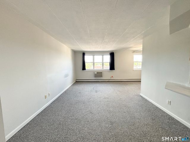 27 Northill Street 5W, Stamford, CT 06907