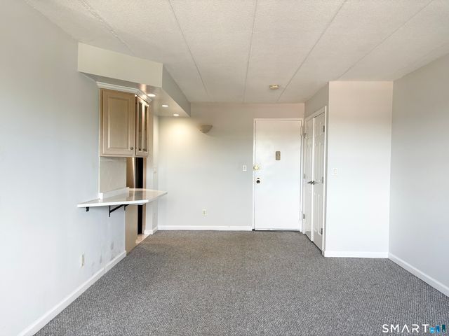 27 Northill Street 5W, Stamford, CT 06907