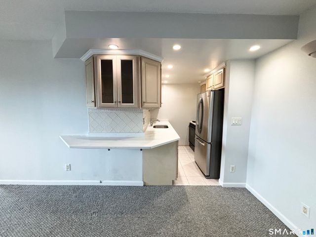27 Northill Street 5W, Stamford, CT 06907
