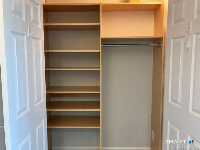 27 Northill Street 5W, Stamford, CT 06907