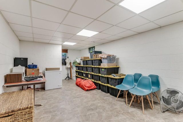 W4945 Harvest LANE, La Crosse, WI 54601