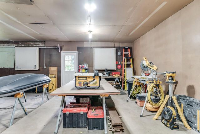 W4945 Harvest LANE, La Crosse, WI 54601