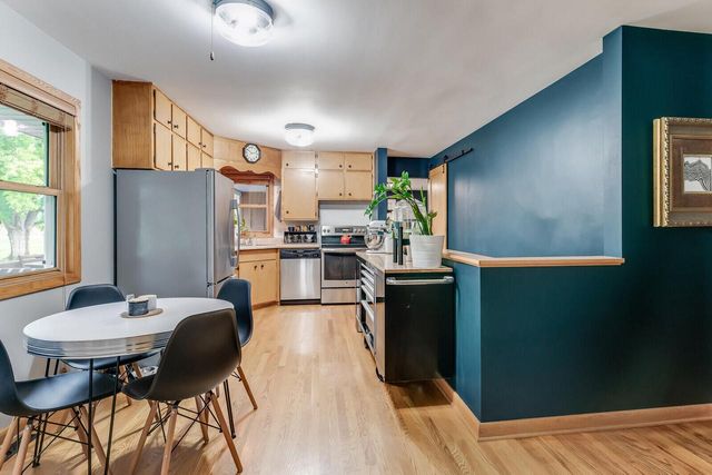 W4945 Harvest LANE, La Crosse, WI 54601