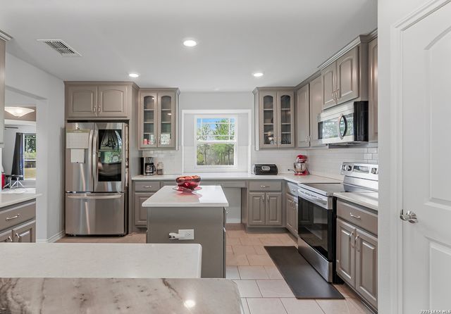2354 Fm 2438, Seguin, TX 78155