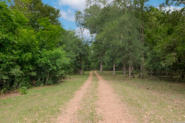 2354 Fm 2438, Seguin, TX 78155