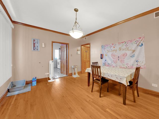 3529 W 63rd Place, Chicago, IL 60629