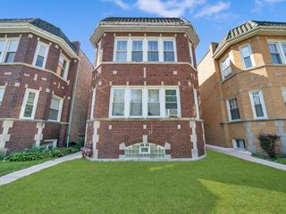 3529 W 63rd Place, Chicago, IL 60629