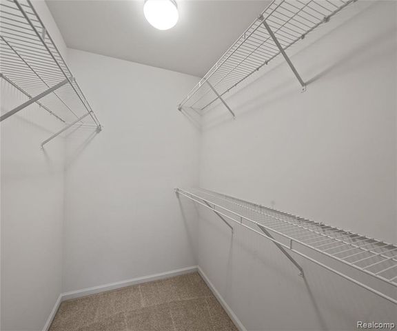 5864 Willow Ridge Drive, Ypsilanti, MI 48197