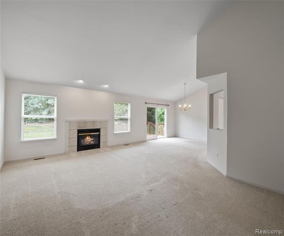 5864 Willow Ridge Drive, Ypsilanti, MI 48197