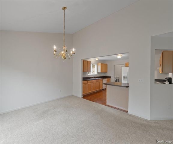 5864 Willow Ridge Drive, Ypsilanti, MI 48197